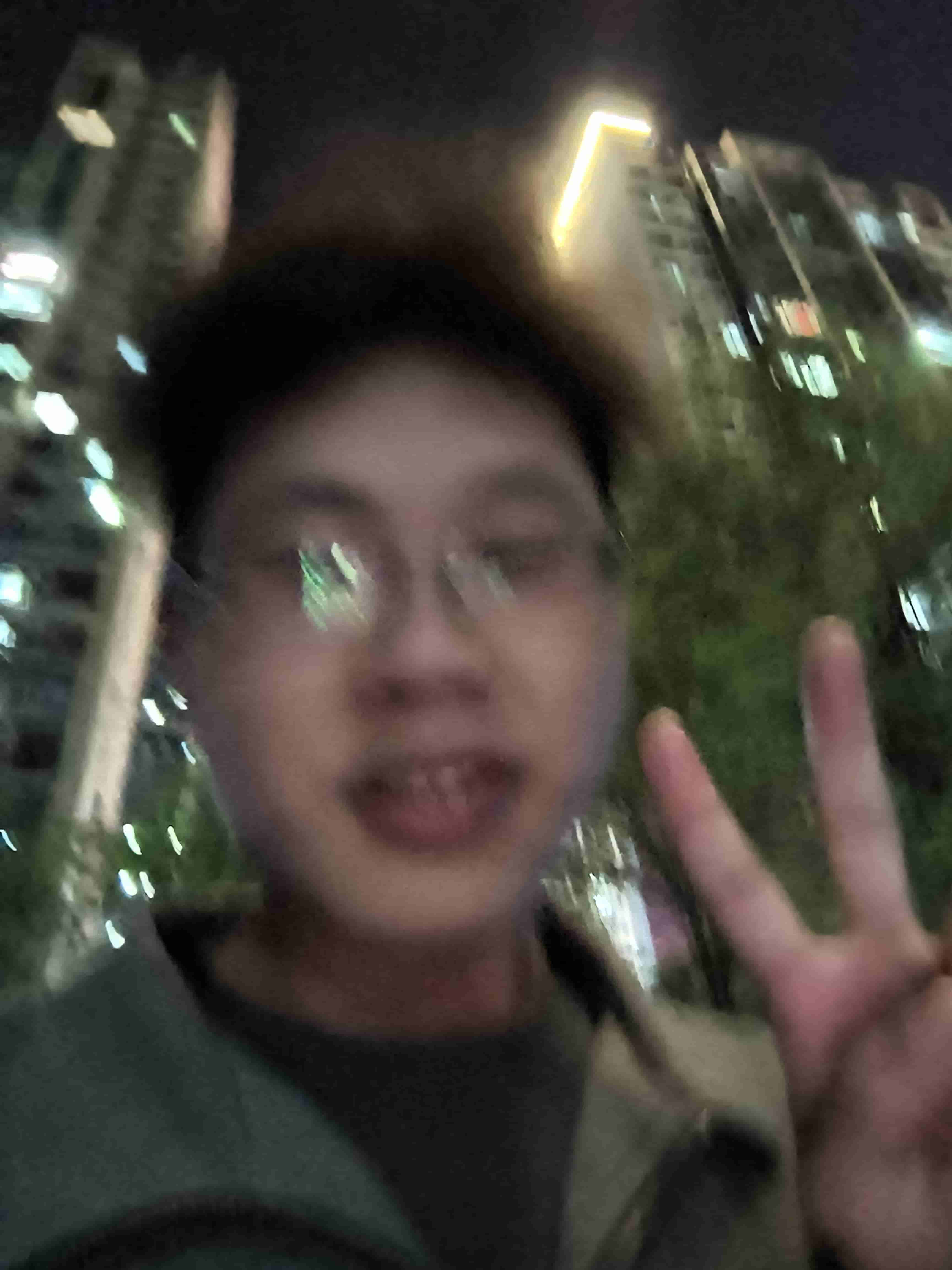 莫新粤的照片